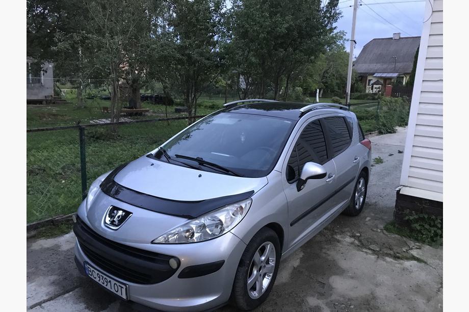 Peugeot 207 2006–2014 гг. Дефлектор капота VIP Image