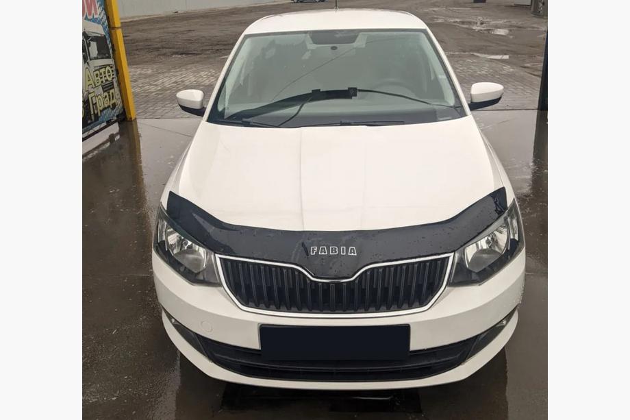 Skoda Fabia 2014-2021 гг. Дефлектор капота (VIP) Image