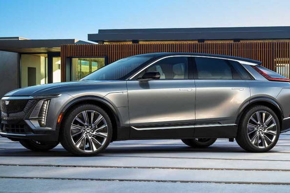 Кроссовер Cadillac Lyriq – первый серийный электромобиль американской марки