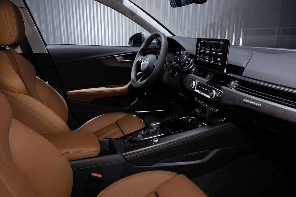 Обновленный универсал повышенной проходимости Audi A4 allroad quattro