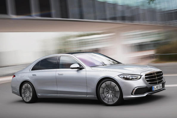 Новое поколение премиального седана Mercedes-Benz S-Class