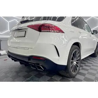 Задний диффузор с насадками выхлопа GLE63 Black (2018-2026)