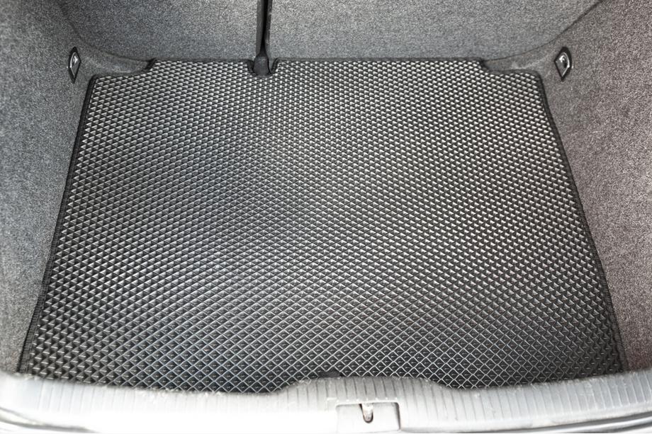 Volkswagen Golf 4 1997-2006 гг. Коврик багажника (HB, EVA, Черный) Image
