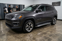 Jeep Compass 2016- гг. Боковые Подножки Maydos V2 (2 шт., Алюминий) фото 1