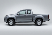 Isuzu D-Max 2011-2019 гг. Боковые Подножки Fullmond (2 шт., Алюминий) фото 1