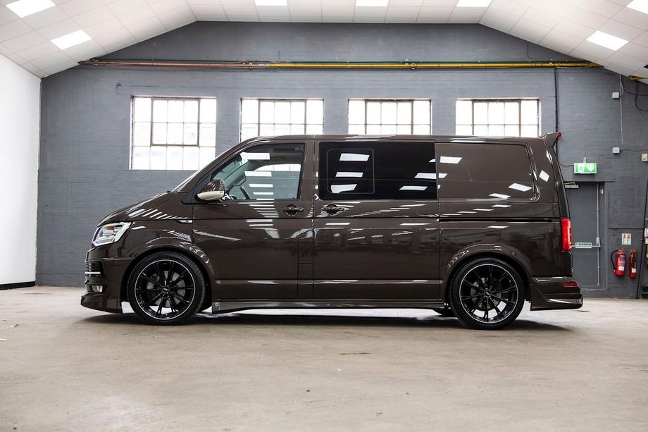 Volkswagen T6 2015-2024 гг. Боковые пороги ABT Original (короткая база) Фото 2