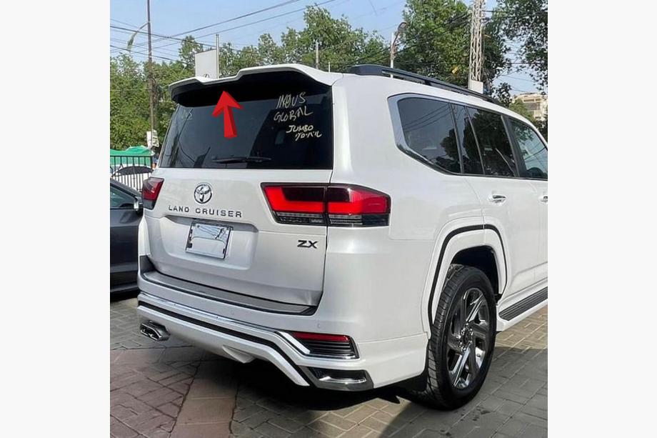 Toyota Land Cruiser 300 2021- гг. Спойлер Modelista Image