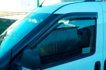 Opel Combo 2012-2018 гг. Ветровики на окна (2 шт, HIC) фото 9