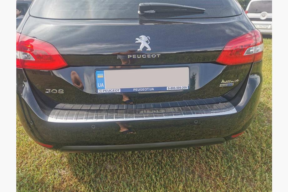 Peugeot 308 2014-2021 гг. Накладка на задний бампер Carmos (SW, нержавейка) Фото 2