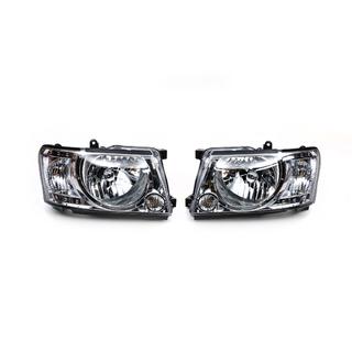 Передние фары Safari светлые (2004-2008, 2 шт) Nissan Patrol Y61 1997-2011 гг. фото 2