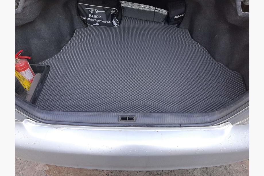 Toyota Camry 2001-2006 гг. Коврик багажника (EVA, Черный) Image