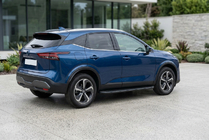Nissan Qashqai 2021- гг. Боковые Подножки Tayga Black (2 шт., Алюминий) фото 1