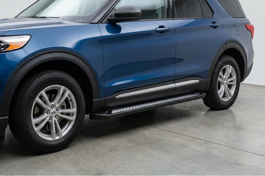 Ford Explorer 2019- гг. Боковые Подножки Vision New Black (2 шт., Алюминий) Image