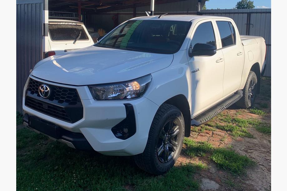 Toyota Hilux 2015- гг. Боковые пороги Dakar V1 без LED (2 шт, металл) Фото 4