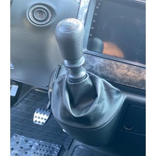 Чехол КПП с рамкой OEM (эко-кожа) Mercedes Viano 2004-2014 гг. фото 4