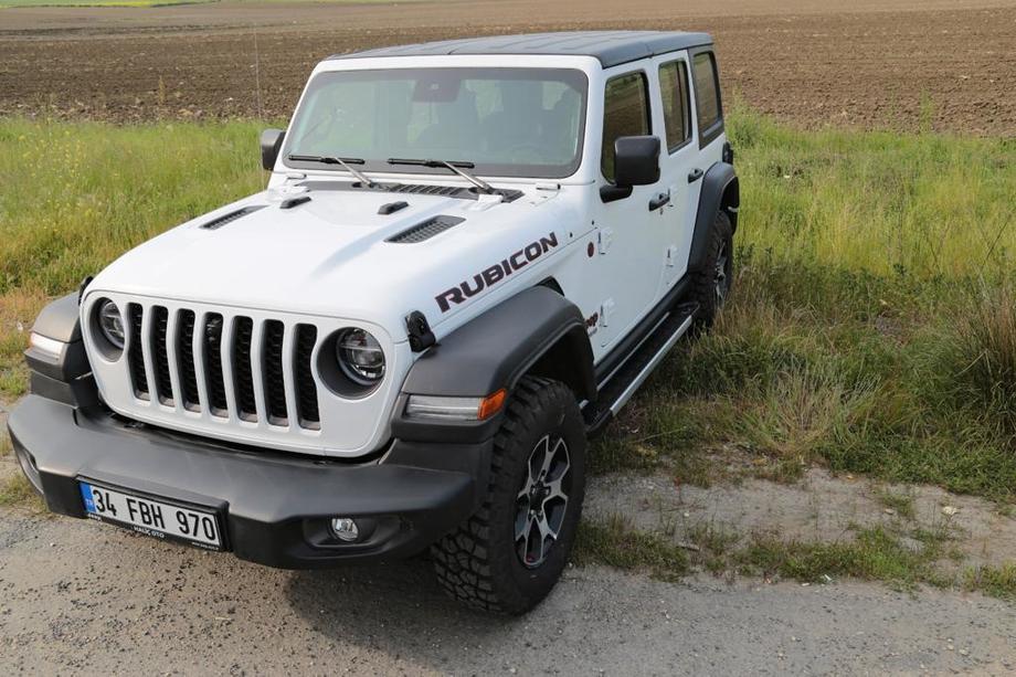 Jeep Wrangler 2018- гг. Боковые Подножки RedLine (2 шт., Алюминий) Image