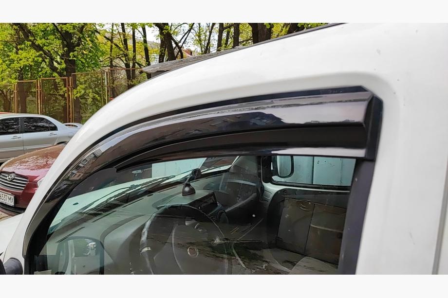 Fiat Doblo I 2005-2010 гг. Ветровики на окна (2 шт., Sunplex Sport) Image