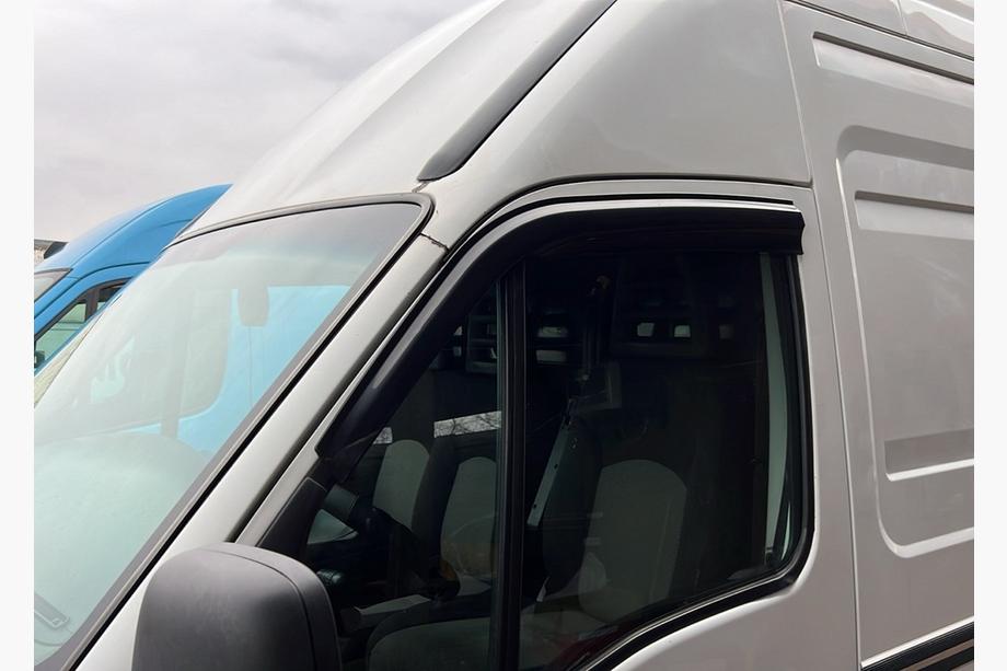 Iveco Daily 2006-2014 гг. Ветровики на окна (2 шт., Sunplex Sport) Фото 1