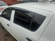 Dacia Sandero 2013-2020 гг. Ветровики на окна (4 шт., Sunplex Sport) фото 1