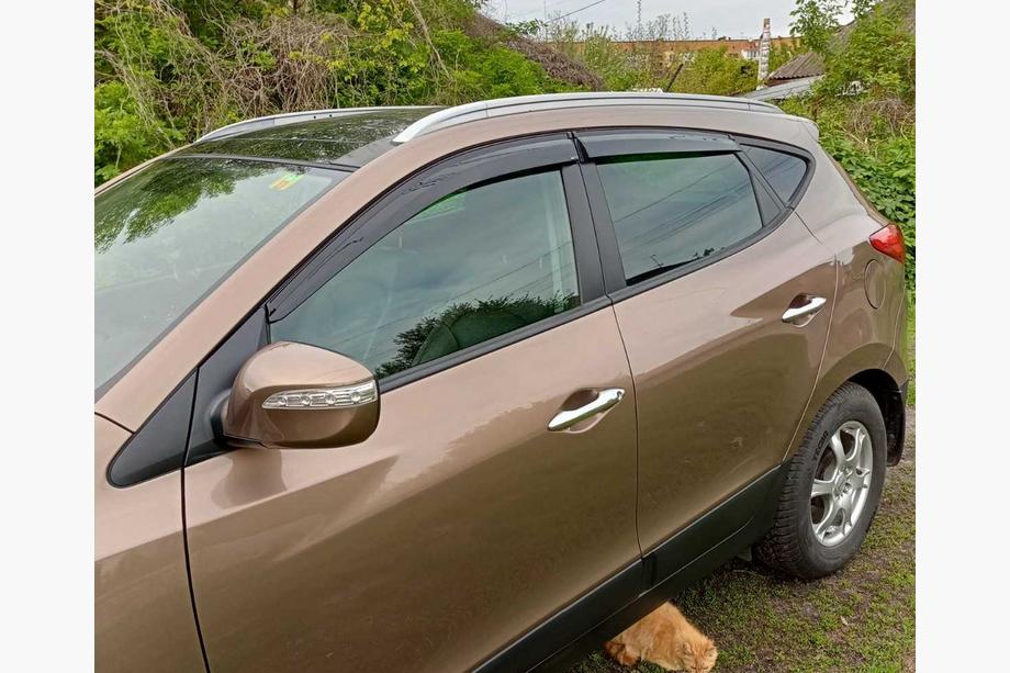 Hyundai IX-35 2010-2015 гг. Ветровики на окна (4 шт., Sunplex Sport) Image