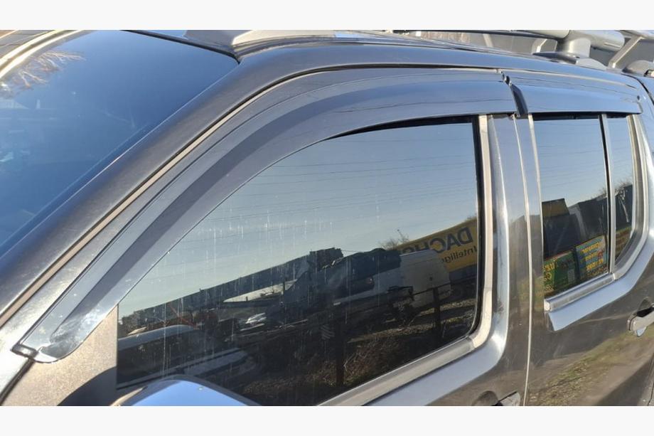 Nissan Navara 2006-2015 гг. Ветровики на окна (4 шт., Sunplex Sport) Image