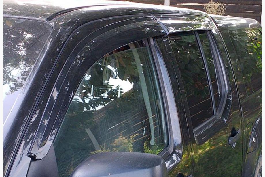 Nissan NP300 1999-2015 гг. Ветровики на окна (4 шт., Sunplex Sport) Image