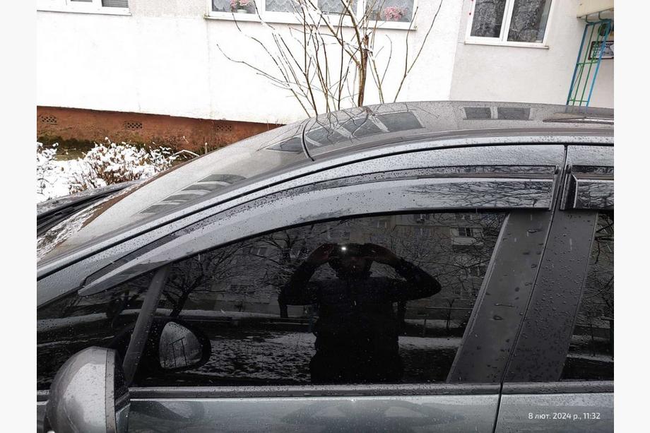 Peugeot 308 2007-2013 гг. Ветровики HB (4 шт., Sunplex Sport) Фото 1