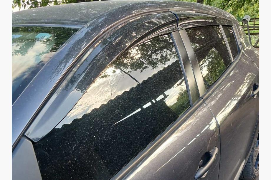 Renault Megane III 2009-2016 гг. Ветровики HB (4 шт., Sunplex Sport) Image