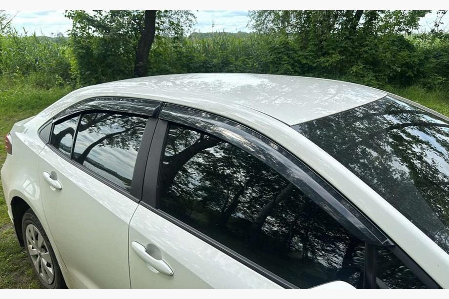 Toyota Corolla 2019- гг. Ветровики на окна (4 шт., Sunplex Sport) Image