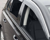Volkswagen Golf 6 2008-2014 гг. Ветровики с хромированным молдингом HB (4 шт., Sunplex Chrome) фото 6