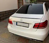Mercedes E-class W212 2009-2016 гг. Спойлер Lip (Sunplex, Черный) (130,5см x 5,8см) фото 2