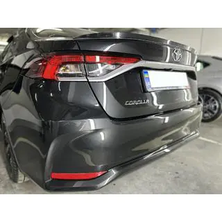 Спойлер Lip (Sunplex, черный) (117,9см * 5,5см) Toyota Corolla 2019- гг. фото 1