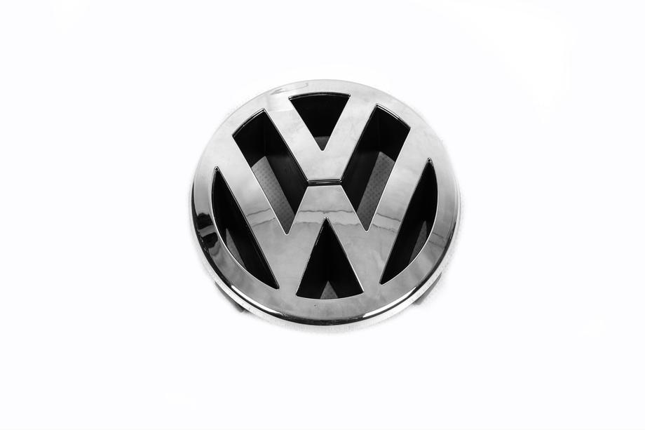Volkswagen Touareg 2002–2010 гг. Передний Эмблема (2007-2010, 3C0853601C) Фото 2