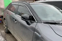Toyota Rav 4 2019–2025 гг. Ветровики с хромированным молдингом (4 шт, HIC) фото 2
