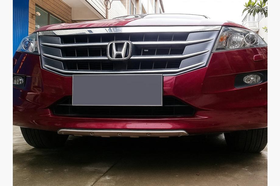 Honda Crosstour 2009-2015 гг. Накладки на передний и задний бампер (2012-2015) Image