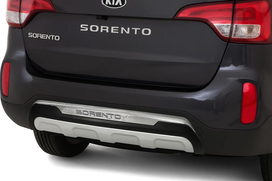 Kia Sorento II XM 2009-2014 гг. Накладка на задний бампер (2013-2015) Image