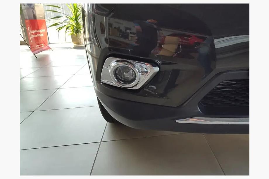 Nissan X-trail T32/Rogue 2014-2021 гг. Хром накладки на противотуманные фары Libao (2 шт, пластик) Фото 1