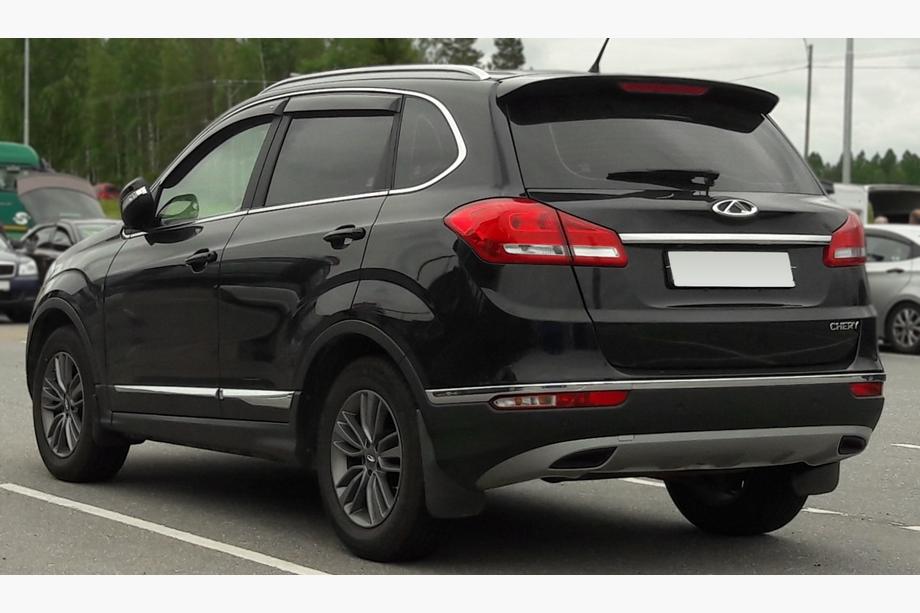 Chery Tiggo 5 2013- гг. Накладка над номером Libao (нержавейка) Image
