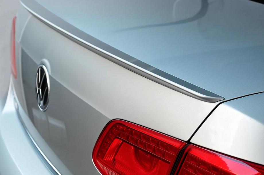 Volkswagen Passat B7 2012-2015 гг. Спойлер Libao (ABS-пластик, для EU) Image