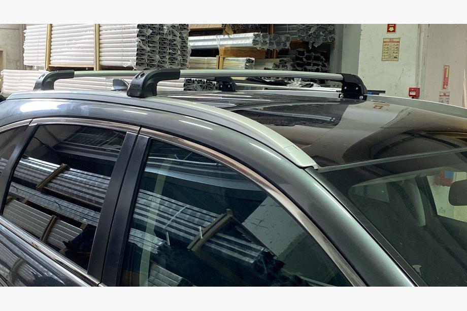 Honda CRV 2012-2016 гг. Поперечные дуги на интегрированные рейлинги Strong (2 шт) Серый Image