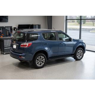 Боковые Подножки Tayga Black (2 шт., Алюминий) Chevrolet Trailblazer 2012-2019 гг. фото 1