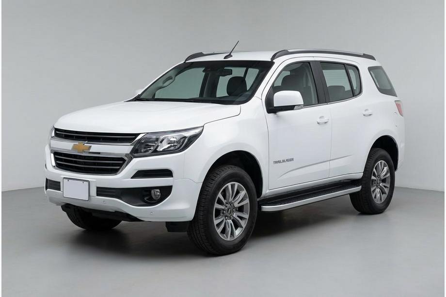 Chevrolet Trailblazer 2012-2019 гг. Боковые Подножки Tayga Grey (2 шт., Алюминий) Image