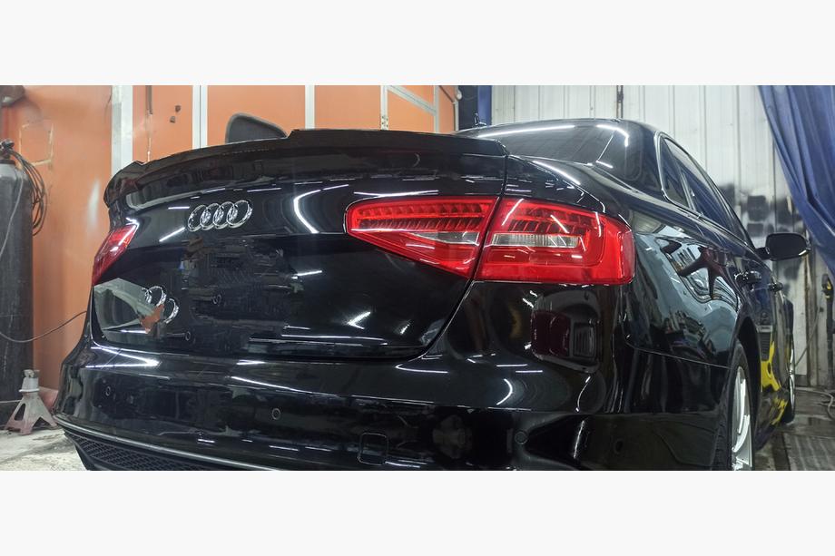 Audi A4 B8 2007-2015 гг. Спойлер HongHang (ABS, Черный Глянец) Image