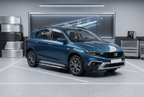 Fiat Tipo Cross 2021- гг. Боковые Подножки Sunrise (2 шт., Алюминий) фото 1