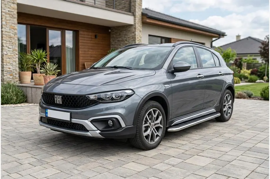 Fiat Tipo Cross 2021- гг. Боковые Подножки Maydos V1 (2 шт., Алюминий) Image