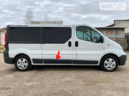 Renault Trafic 2001–2015 гг. Оригинальный дверной молдинг б/у (R3) фото 1
