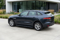 Jaguar F-PACE 2016- гг. Боковые пороги Bosphorus Black (2 шт., алюминий) фото 1