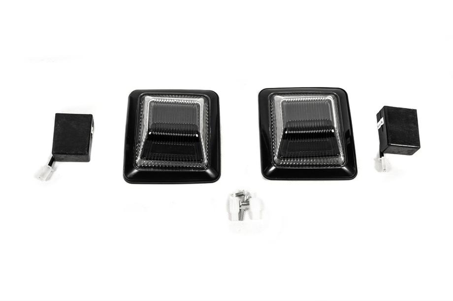 Mercedes G class W463 1990-2018 гг. Поворотники Black Design (2 шт) Image